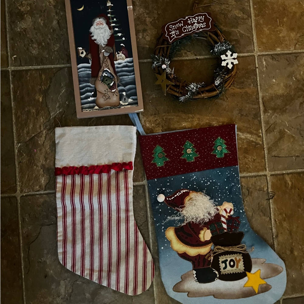 Primitive Holiday Decor Set with Red and Green Accents